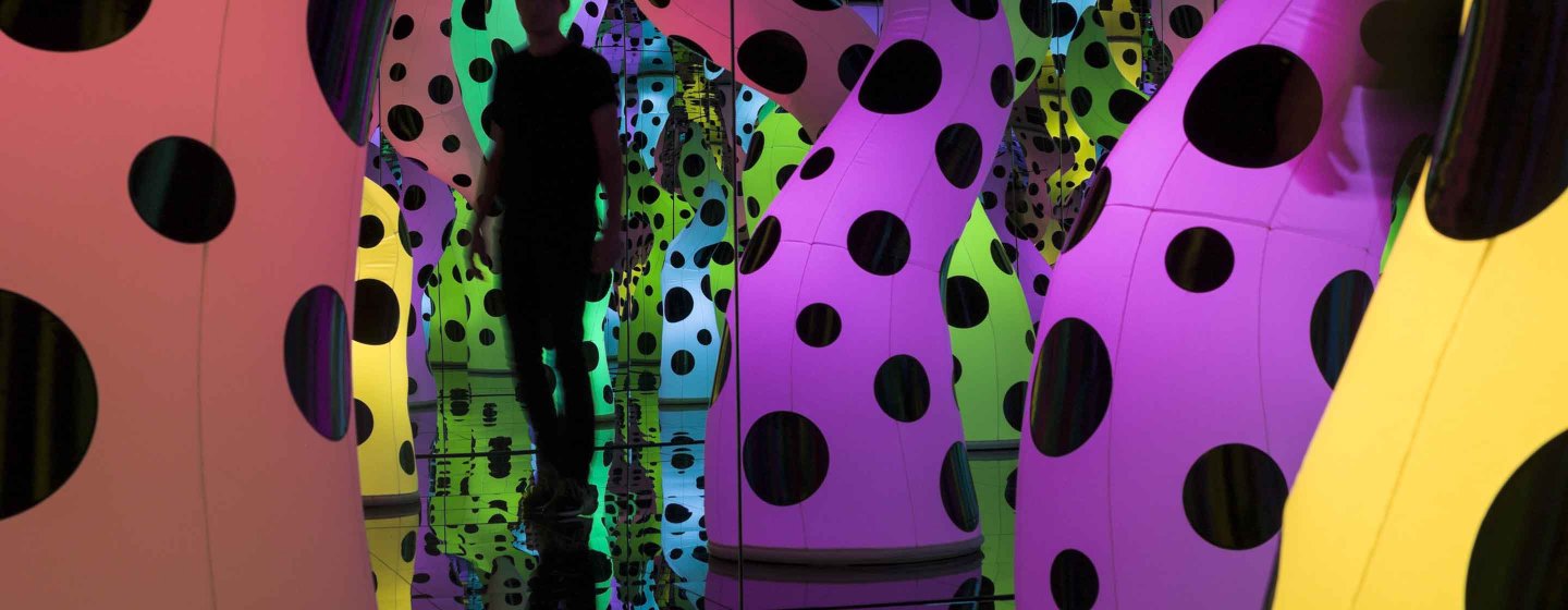 Kusama: Infinity